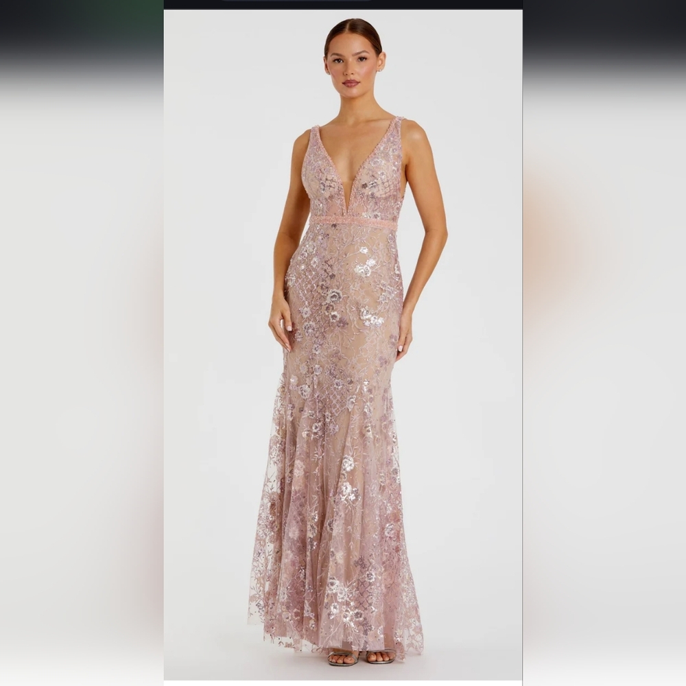 Mac Duggal Pink Floral Embellished Sleeveless Plunge Neck Gown